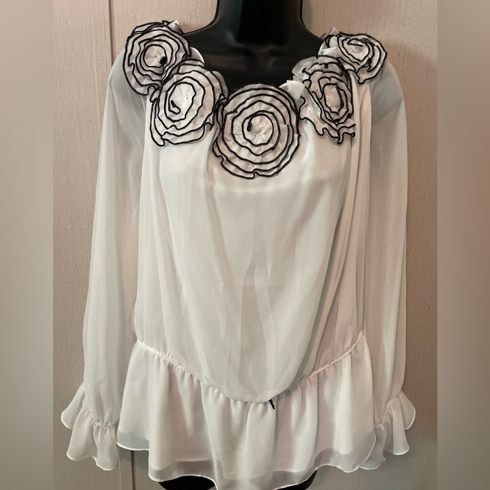 Dressbarn White Ruffled Peplum Blouse with Lifted Roses
